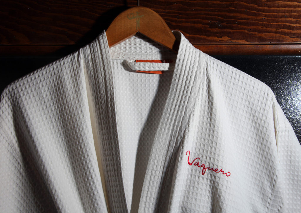 Vaquero Club Day Spa Robe